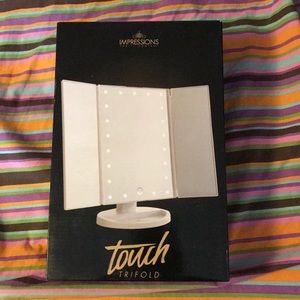 LED lighted makeup mirror